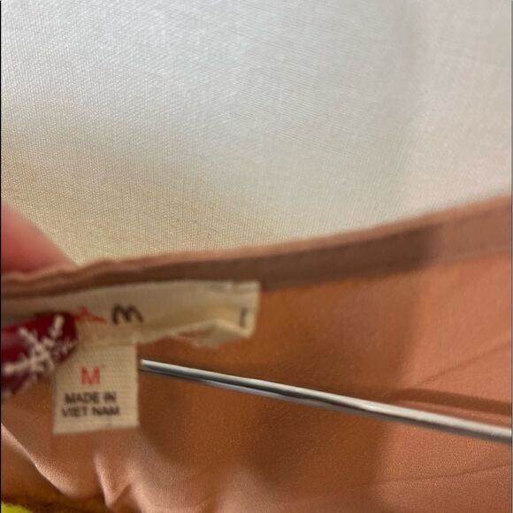 Color block Button down Blouse - Picture 7 of 7